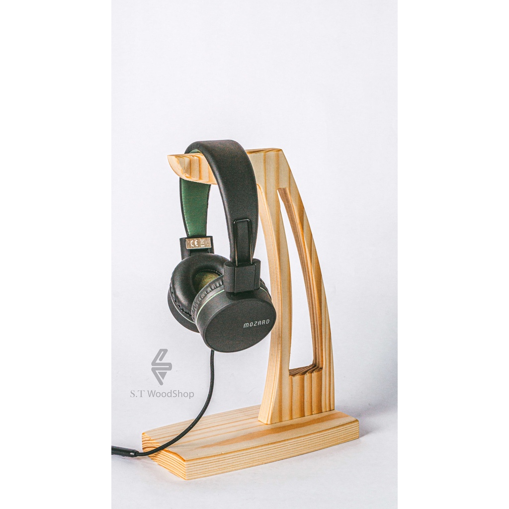 Giá treo tai nghe chụp tai, headphone để bàn chất liệu gỗ thông tự nhiên có khắc tên,logo theo yêu cầu- ST05