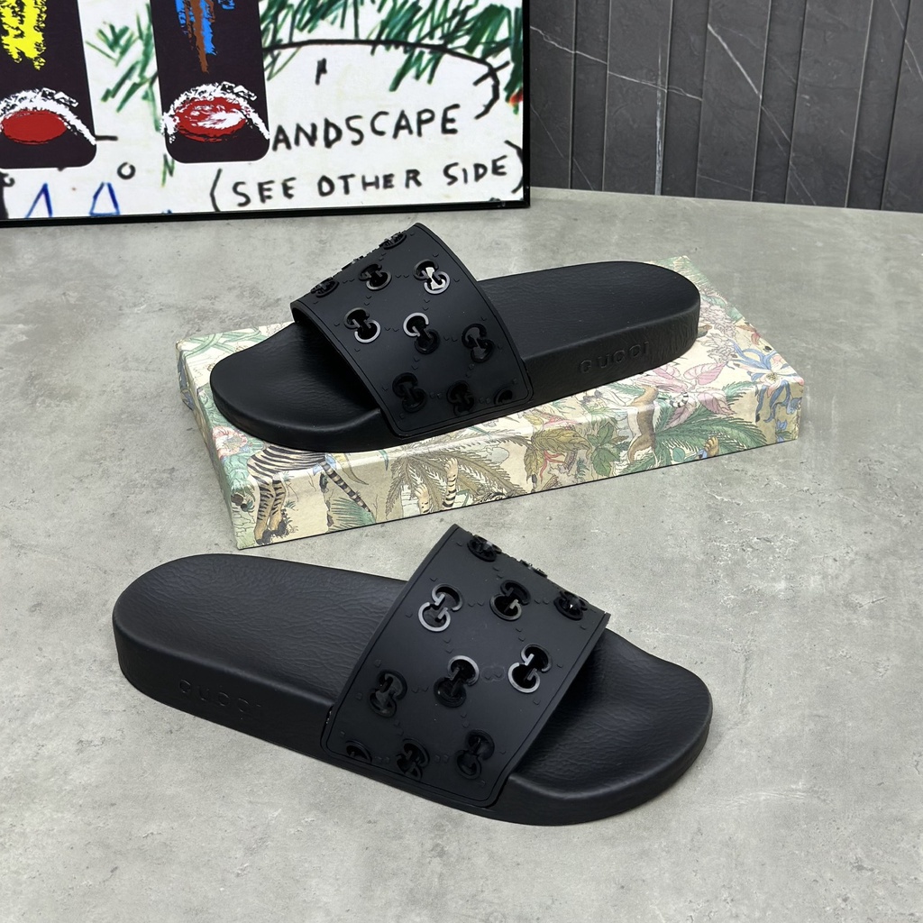 Dép Lê Quai Ngang Gucci Logo Đục Lỗ Đen Full Hàng Quảng Châu