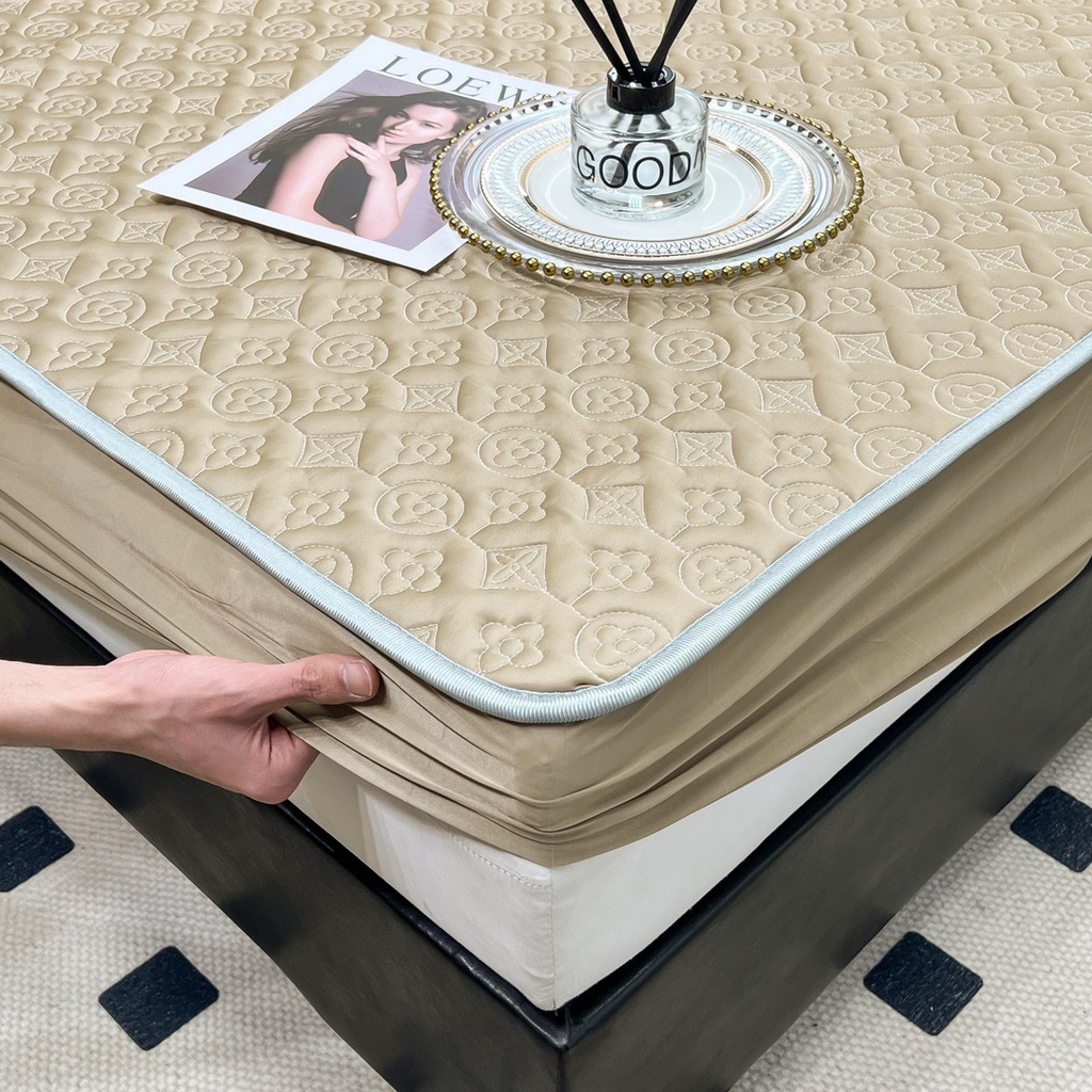 Chiếu điều hòa cao su non bo chun 4 lớp chống thấm, thảm cao su non trần hoa bọc đệm cao đến 30 cm tặng kèm 1 vỏ ôm