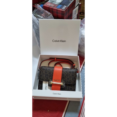 ❤️TÚI ĐEO CHÉO CALVIN KLEIN❤️💸 Giá mua sale - Hàng Auth mua Tại Mỹ Full hộp