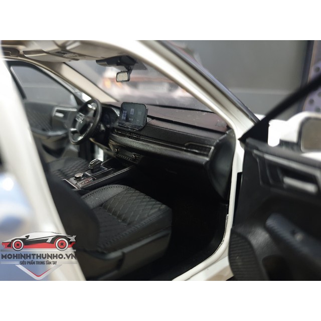Xe mô hình Mitsubishi Outlander 2023, tỉ lệ 1:18