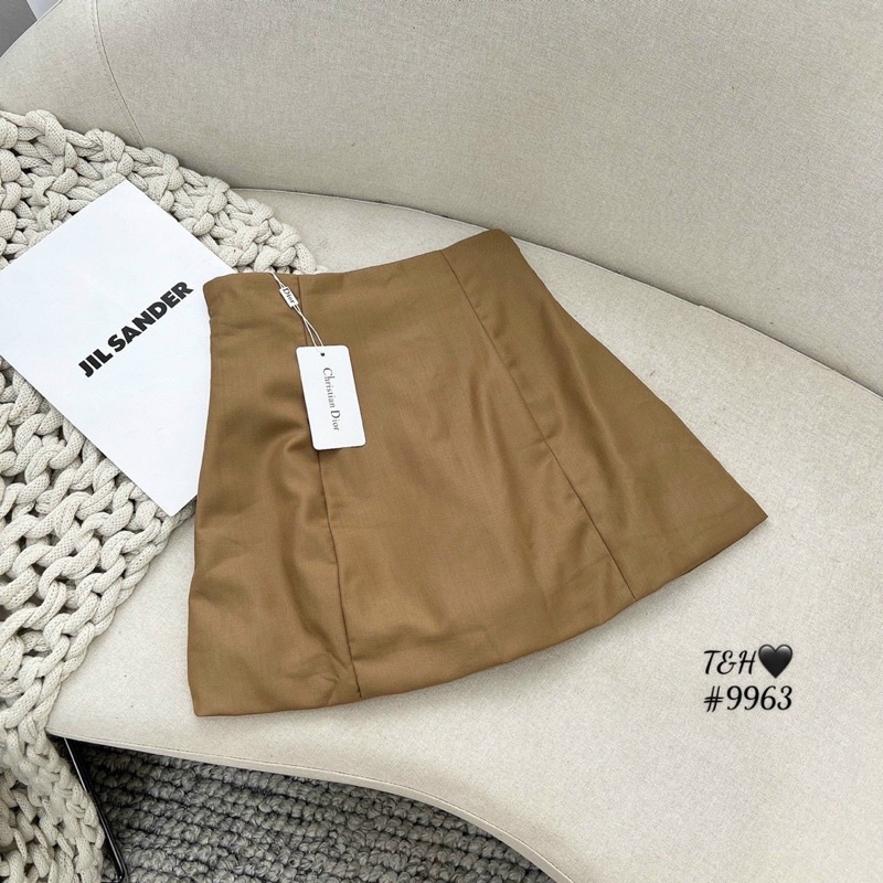 CHÂN VÁY DÁNG A TRƠN HÀNG QC