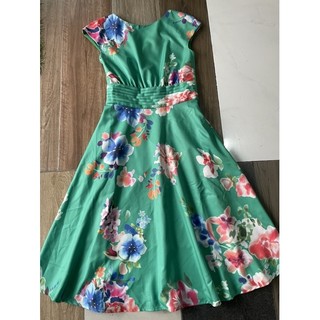 Đầm Kayunger  hoa tươi tắn 🍀🍀🍀