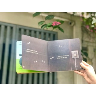 Sách thiếu nhi - Đừng mở sách ra!