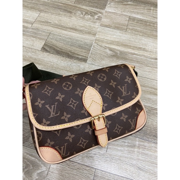 Túi si da thật hiệu LV