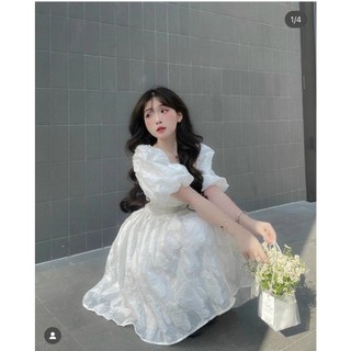 ĐẦM TRẮNG HOA NỔI DÁNG XÒE