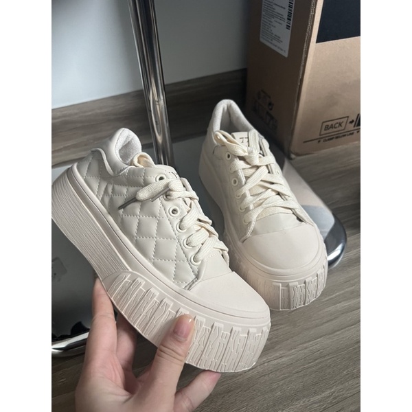 Giày đế cao da trám mềm xinh