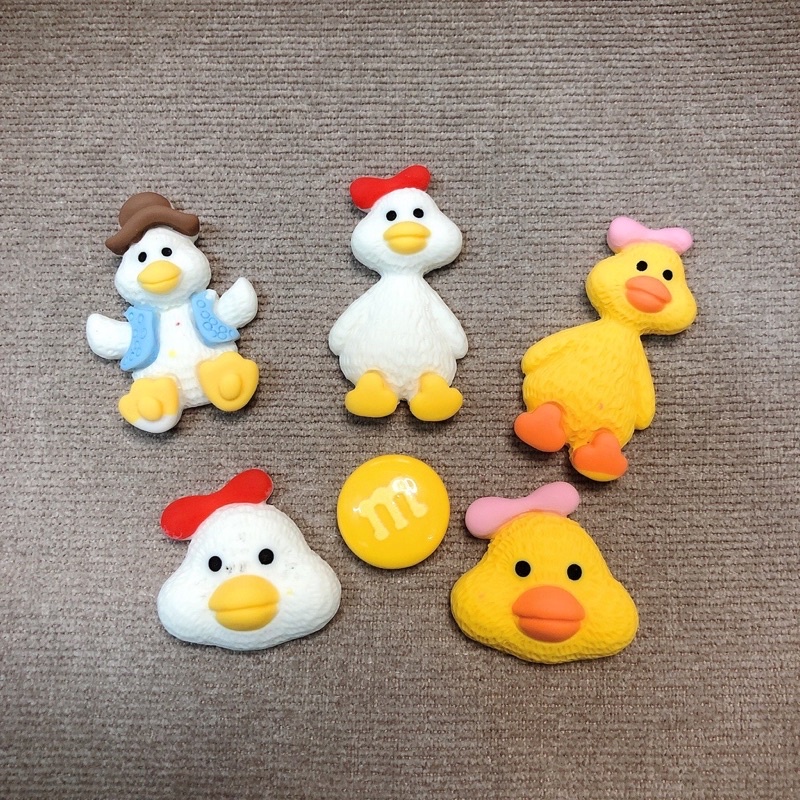 STICKER / JIBITZ / CHARM VỊT TRANG TRÍ DÉP SỤC, DÉP CROCS
