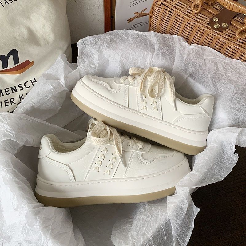 Giày đế bằng nguyên bản sành điệu instagram dễ phối phong cách Hàn Quốc