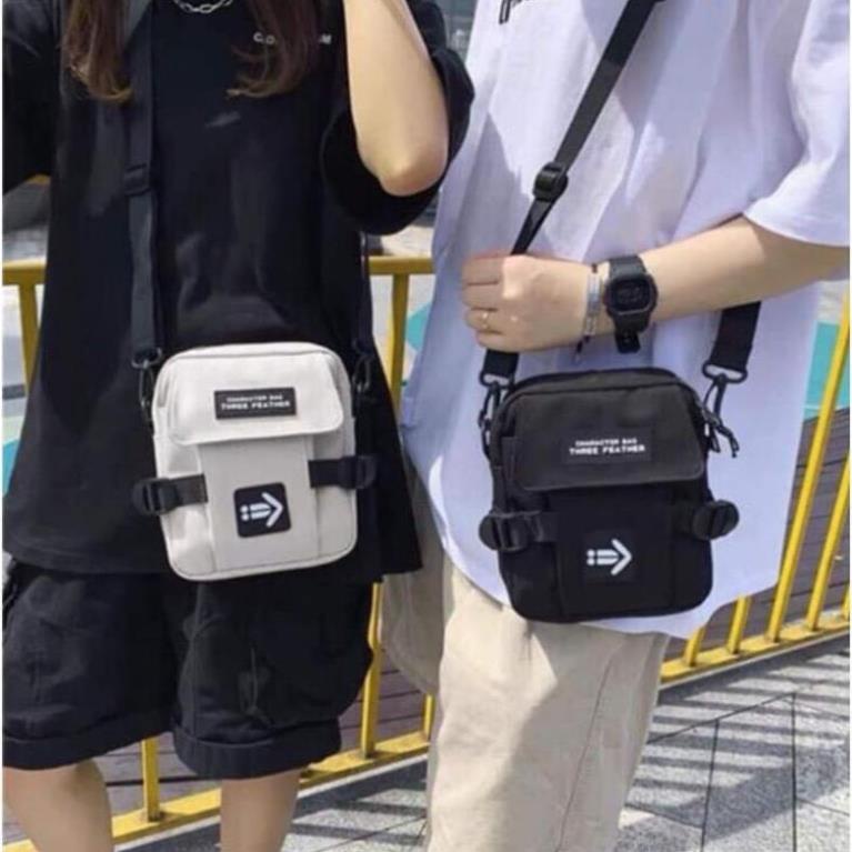 Túi đeo chéo nam nữ thời trang cá tính 2 màu đen trắng Huducloset