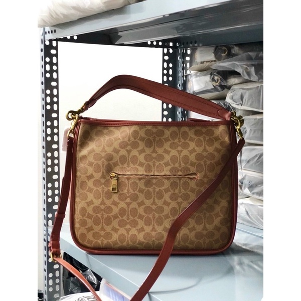 TÚI XÁCH COACH CARY SHOULDER BAG IN SIGNATURE CANVAS