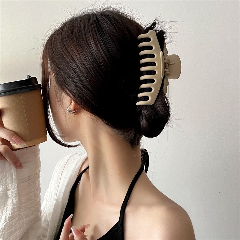 Kẹp tóc bằng acrylic thời trang mùa hè cho nữ