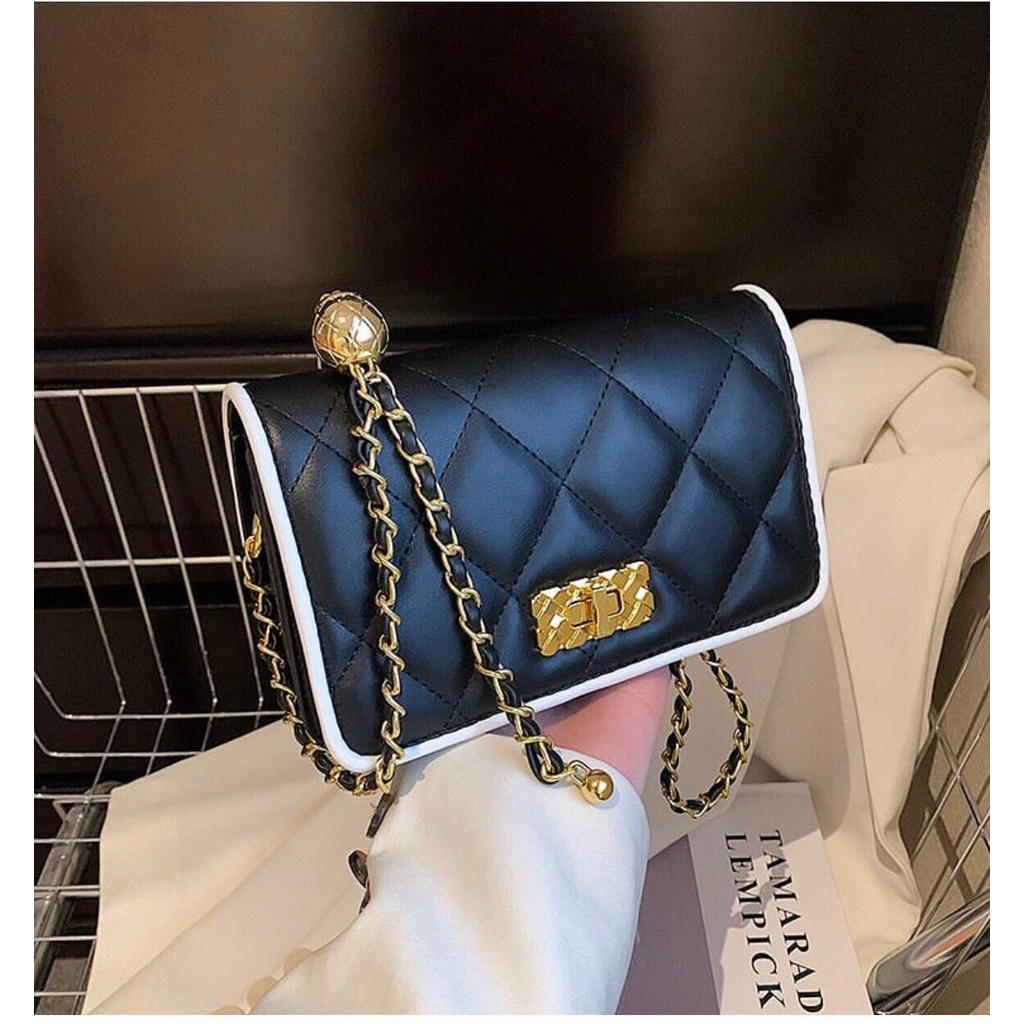 Túi xách nữ thêu chỉ trám chất da cao cấp khóa xoay xịn xò Capucha T275