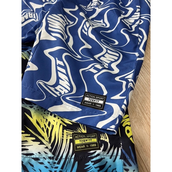 Quần bơi bé trai dòng đại hàng dư