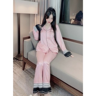 Đồ bộ mặc nhà tiểu thư chất liệu lụa gấm xước