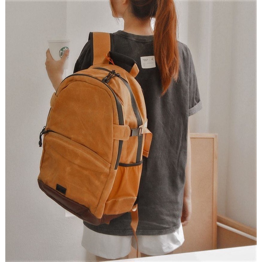 Balo hàng hiệu S.Dry. Sử dụng chất liệu vải cotton canvas siêu bền, cực kỳ dày dặn và cứng cáp. Ngăn đựng laptop 15inch.