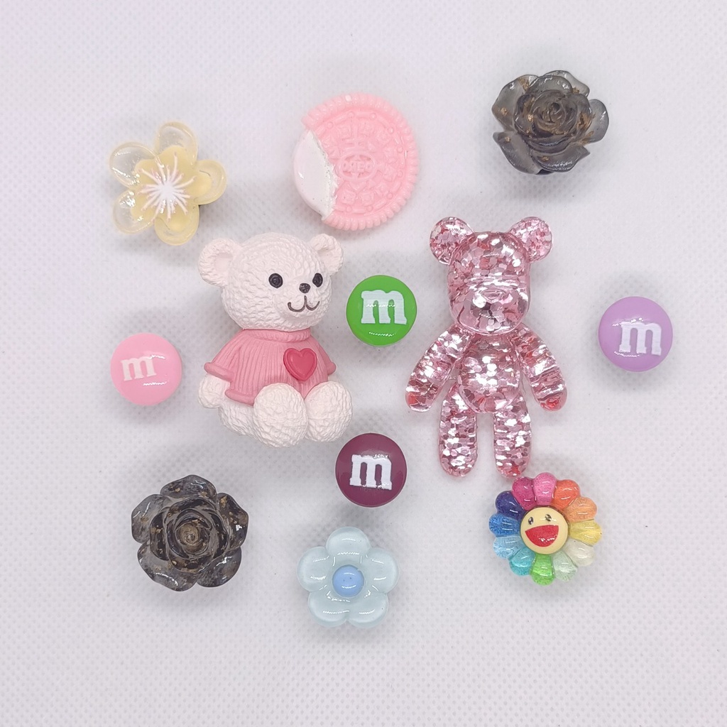 Bộ Sticker Nơ Carô Siêu Xinh Trang Trí Dép Cross Sticker, Jibbitz, Charm 3D Trang Trí Dép Sục, Gắn Dép Cross Sẵn Nút Gắn