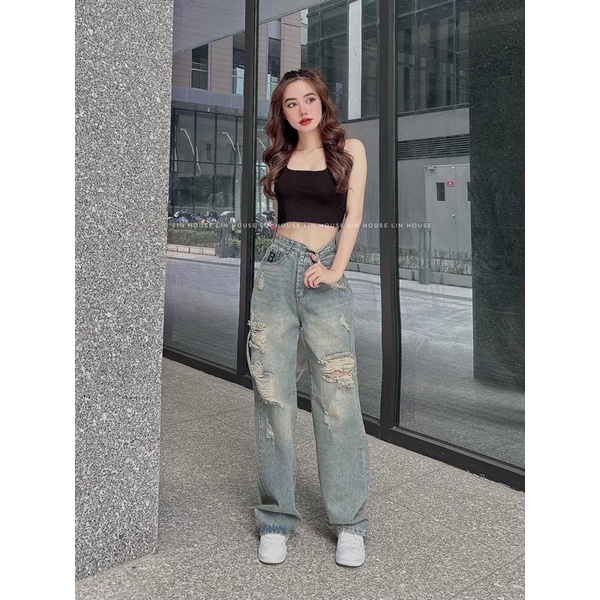 Quần jeans rách thêu chữ B