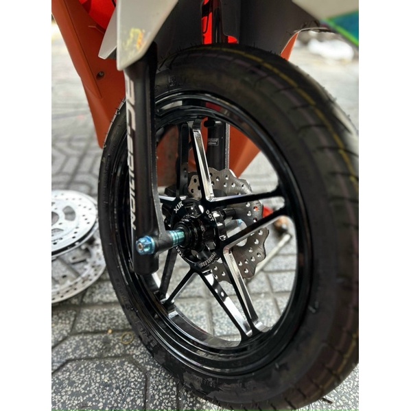 Mâm đúc CNC ngôi sao 566 gắn vario 150/click