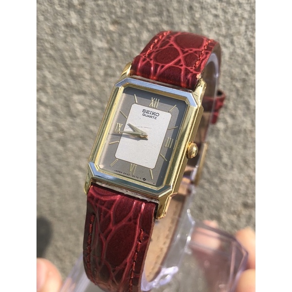 Đồng hồ nữ SEIKO DÁNG TANK NHẬT HÀNG 2hand