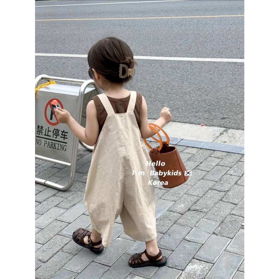 Set yếm kem áo nâu bé gái