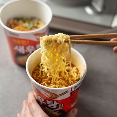 MÌ TÔM VỊ CAY LY 67g