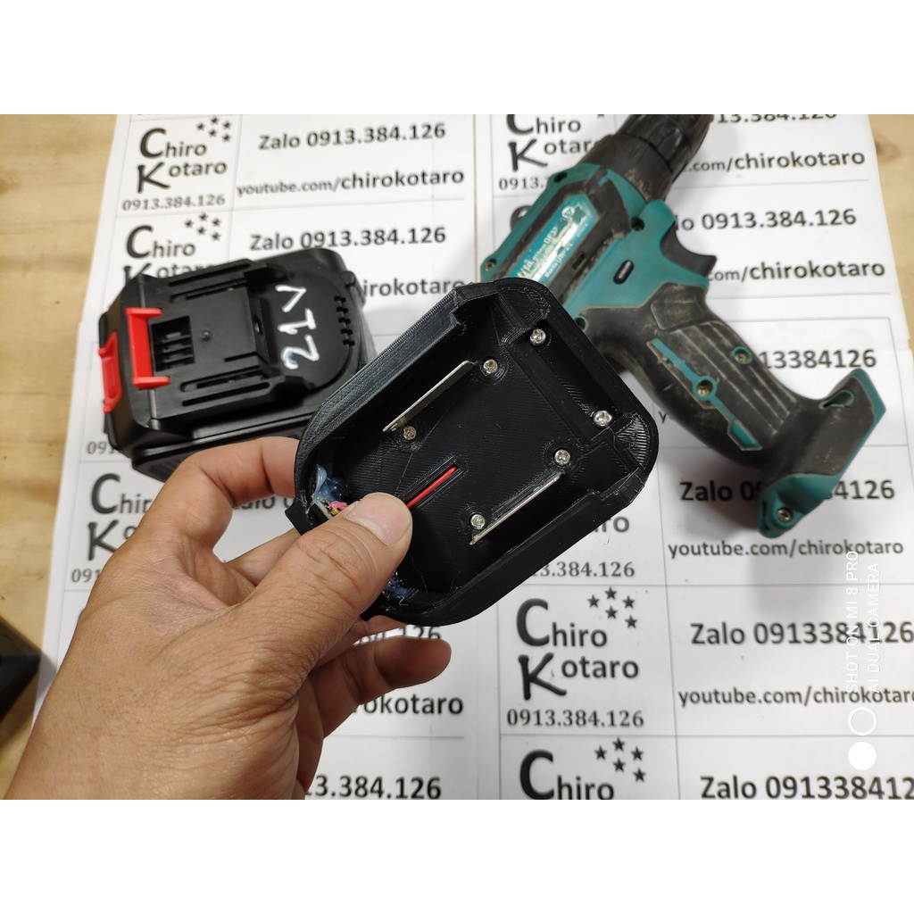 Đế chuyển cho máy khoan tàu như DF331D hoặc các máy có chân 22mm như hình sang dùng pin Makita LXT