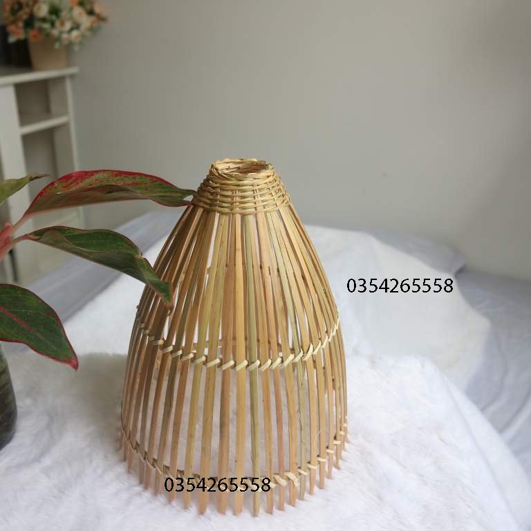 Đèn tre nơm nhọn | lồng đèn, chụp đèn treo trang trí