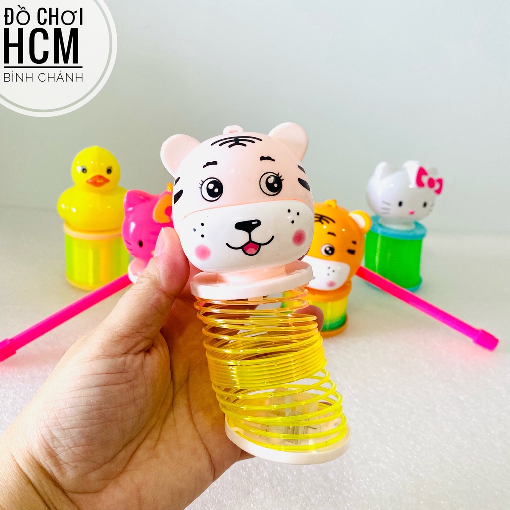 Đồ chơi trẻ em lò xo hình con vật cho bé thích khám phá cầu vồng rainbow, cầu vòng ma thuật phát sáng doremon