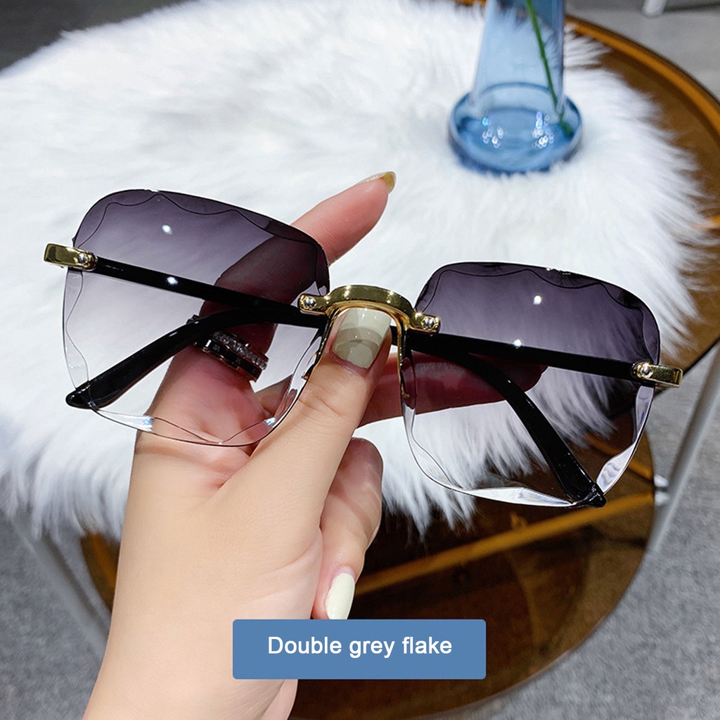 Kính Râm Tròng Vuông Màu Gradient Chống Tia UV Mẫu Mới 2023