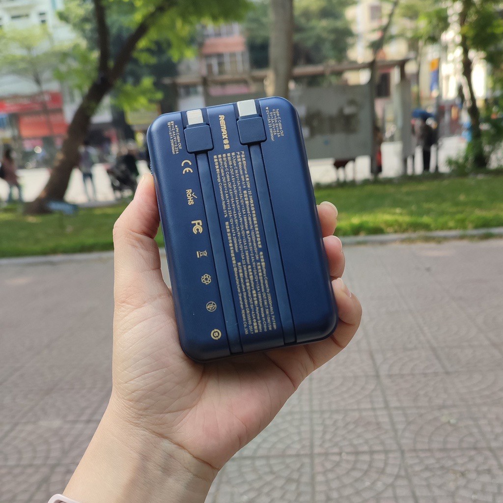 Pin dự phòng không dây Remax RPP-519 20000mAh sạc nhanh không dây 15W có dây chuẩn PD max 22.5W