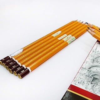 Bút chì tiệp khắc thân vàng koh-i-noor hardmuth 1500.