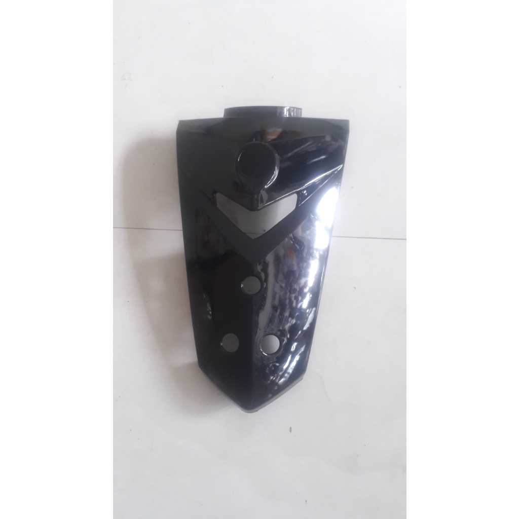 Mặt nạ  3 lỗ gắn cho xe sirius.