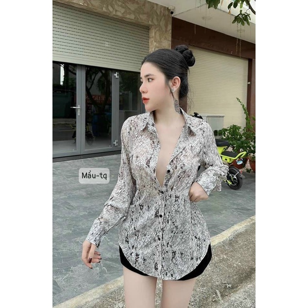 Áo Sơ Mi Nữ Dài Tay Vải Lụa Tơ Kim Tuyến Da Rắn mầu Bạc, Vải Lụa Nhập Khẩu Hàn Quốc