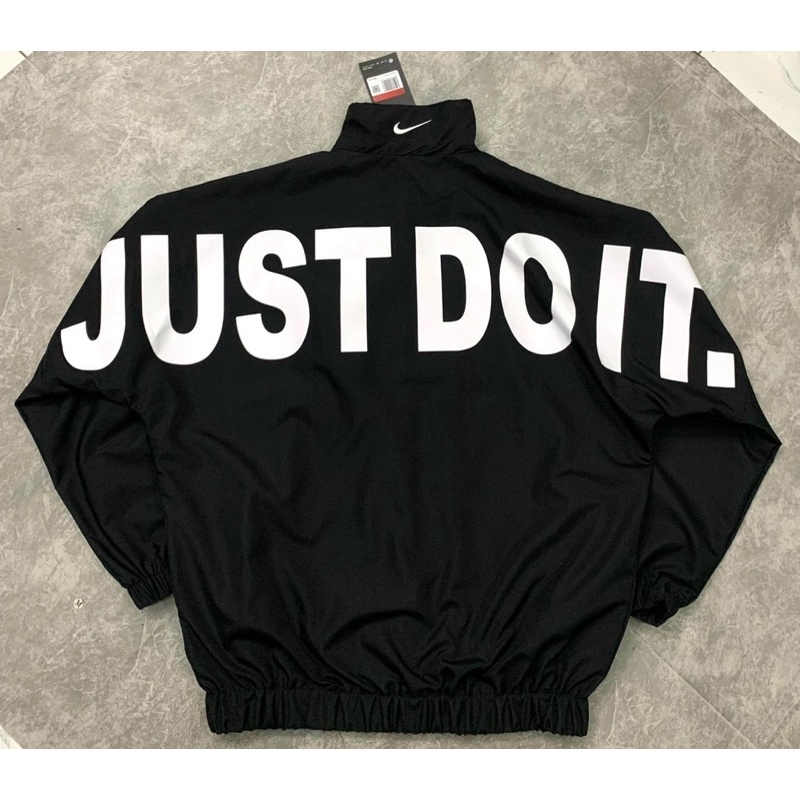 Áo khoát NIKE JUST DO IT. dù 2 lớp đen