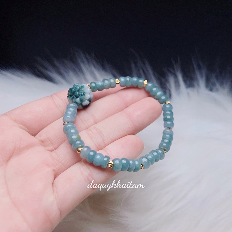 Vòng tay lam ngoc mix hoa