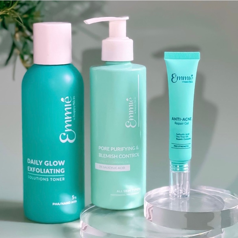 Dung dịch cân bằng da và tẩy tế bào chết Emmié Daily Glow Exfoliating Solutions Toner 5% PHA/NANO AHA