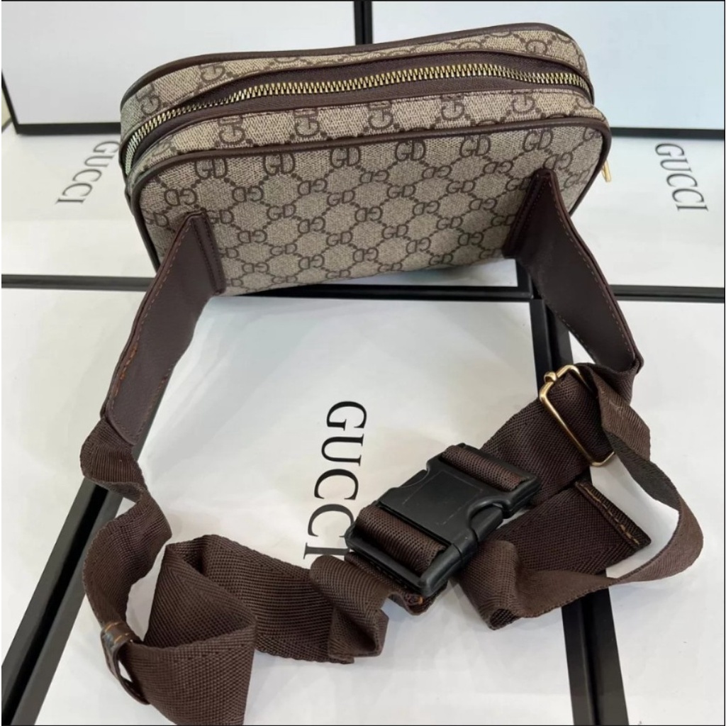 Túi đeo chéo thời trang nam CG siêu hot 2023