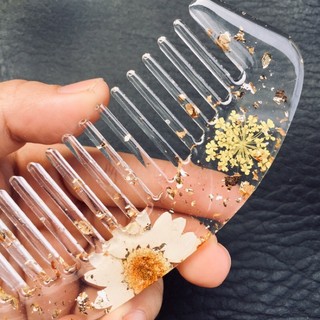 Lược Hoa cán dài Lilande (thêm tên hay ngày kỉ niệm theo yêu cầu) handmade epoxy resin