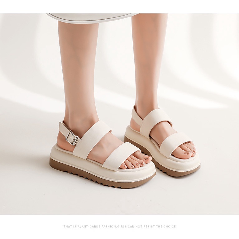 Dép sandal Nữ, chất da siêu mềm Đi êm chân, phong cách đơn giản Siêu Sang dễ phối đồ , đế cao 4,5 cm.