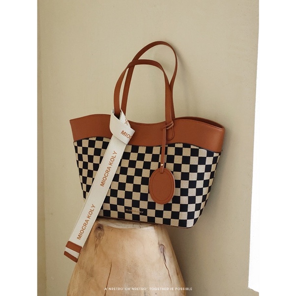 Túi Tote Miocra Koly MK30363 Chính Hãng Nền Cara