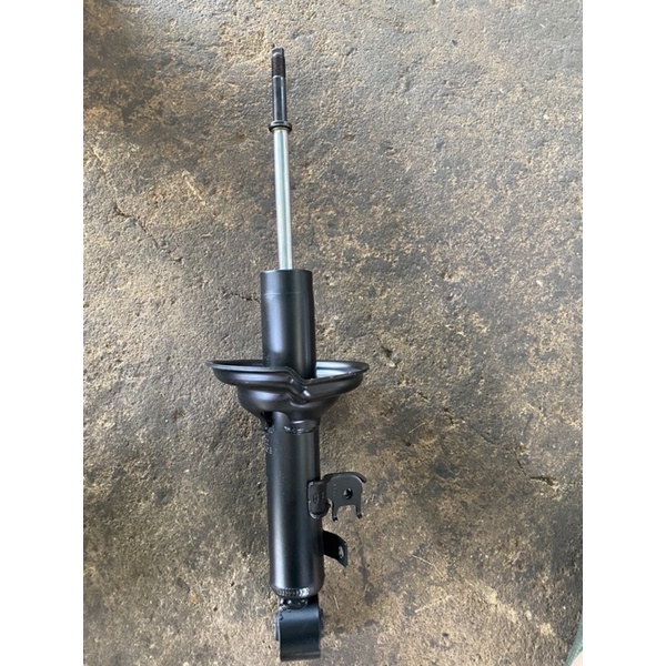 Phuột trước Innova chính hãng