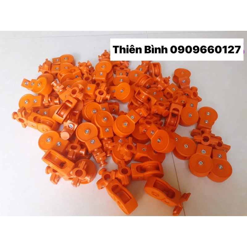 Ròng Rọc Nhựa Treo Cáp Điện