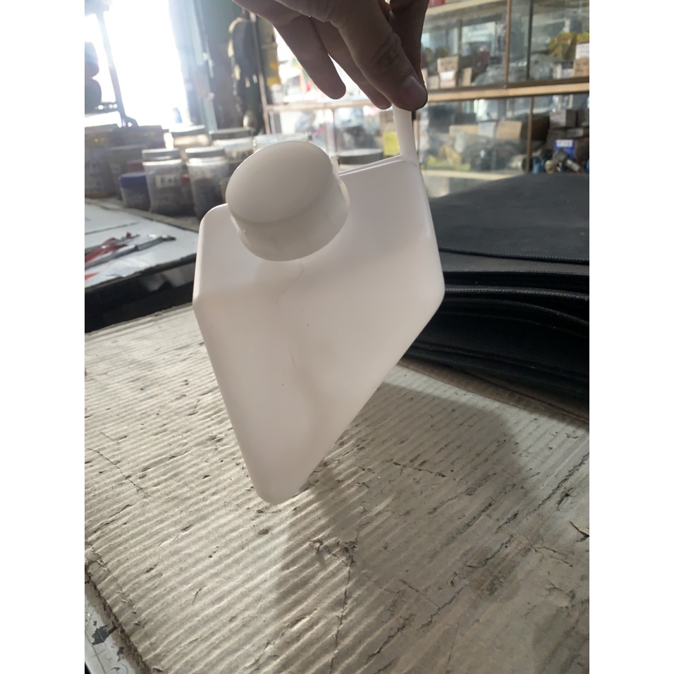 Bình Nước Phụ Xe Tải Hyundai Mighty 2,Hyundai Pamax, Hyundai 3,5 Tấn, HD65, HD72