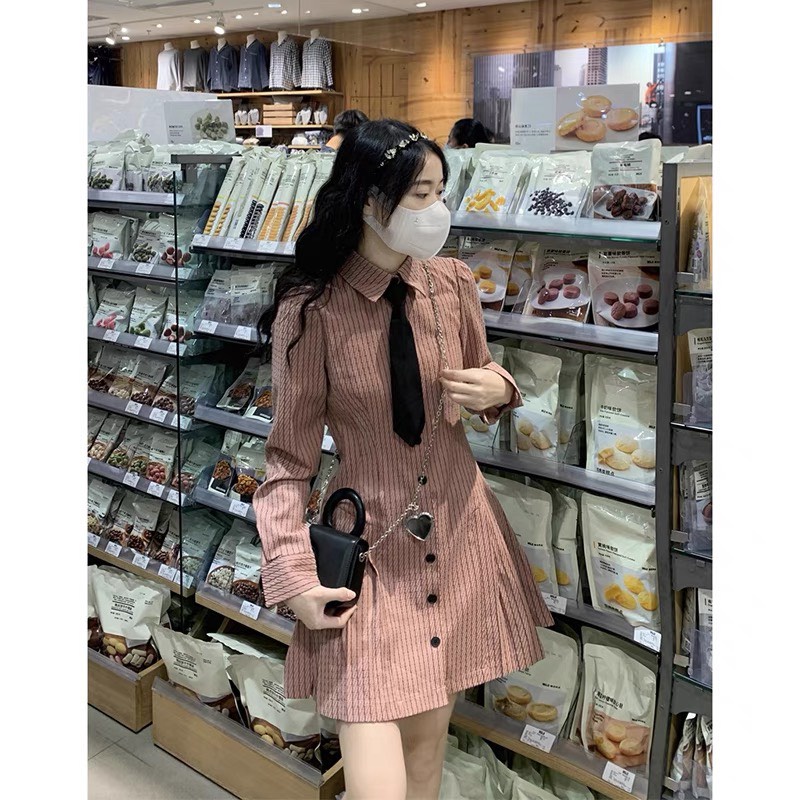 Xả size M 175k (giá gốc 345) - Váy tiểu thư tay dài kẻ kèm cà vạt