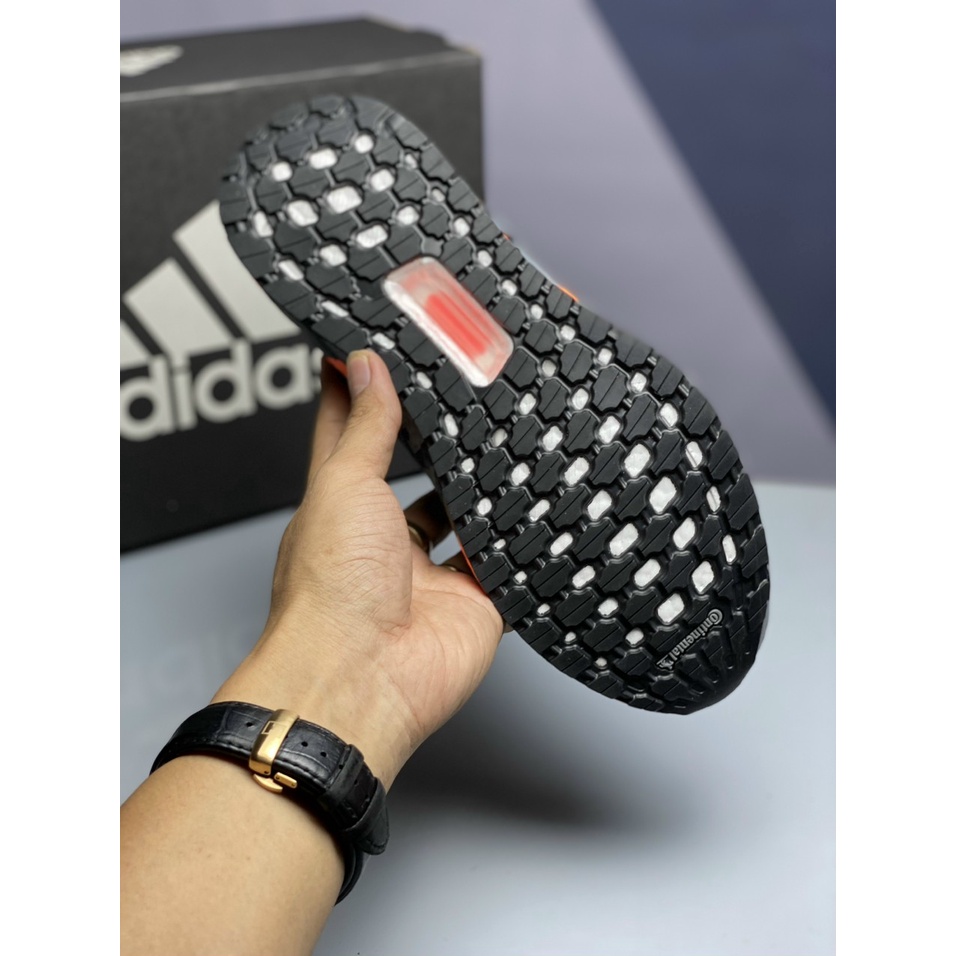 Giầy thể thao Adidas Ultra 20 Camo êm nhẹ, thoáng khí