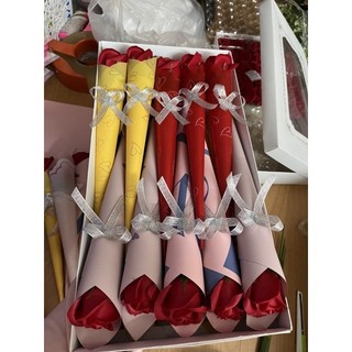 Hoa hồng sáp thơm (1 cây)