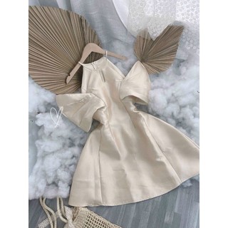 ĐẦM NƠ KEM CỔ YẾM RỚT TAY 