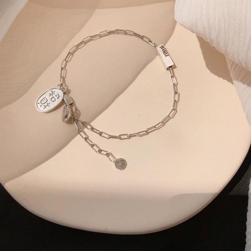 miumiua1 Cặp Vòng Tay Thời Trang Cá Tính Cho Cặp Đôi