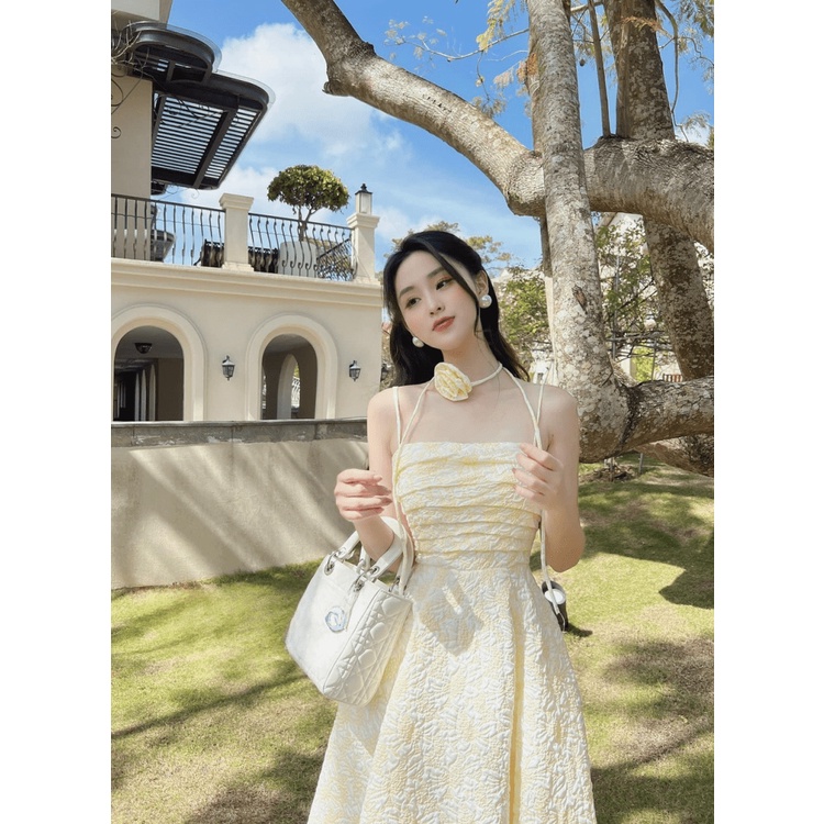 HÀNG ĐẸP Y MẪU - ĐẦM GẤM HỌA TIẾT NỔI KIỂU DÁNG ĐẸP MẮT NỮ TÍNH ĐÁNG YÊU - CN